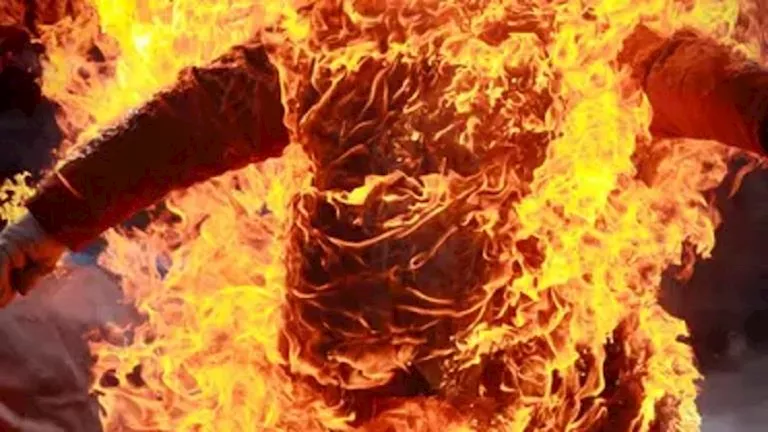 لغز اشتعال النار بشخصين بجوار جهاز حدائق أكتوبر.. والمباحث تتحرك -صدى الخبر
