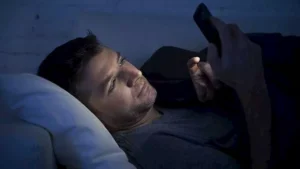 ما الذي يحدث لدماغك عندما لا تنام جيدا ؟ -صدى الخبر