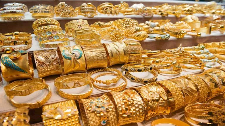 الذهب يصعد قبيل قرار الفائدة الأمريكية الأسبوع المقبل -صدى الخبر