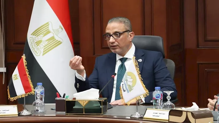 الأنصاري يوجه بتطوير النظافة ومواجهة مخالفات البناء في الدقي -صدى الخبر