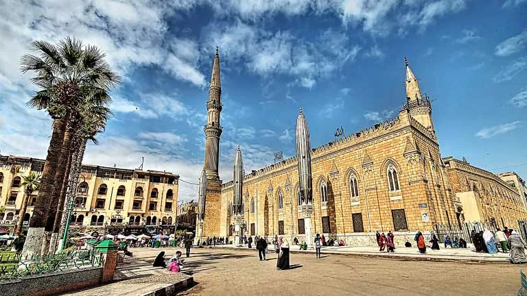 بث مباشر.. شعائر صلاة الجمعة من مسجد سيدنا الحسين بالقاهرة -صدى الخبر