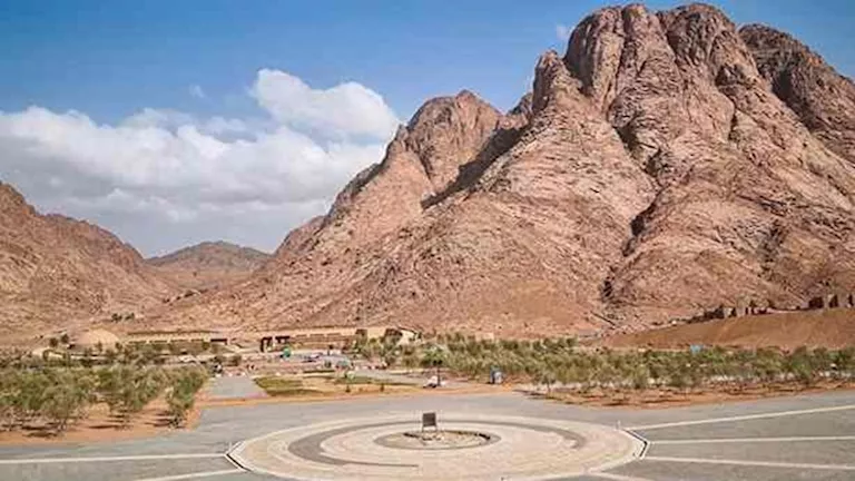 جبل الصفصافة بسانت كاترين.. سر الممر الذي سلكه نبي الله موسى -صدى الخبر