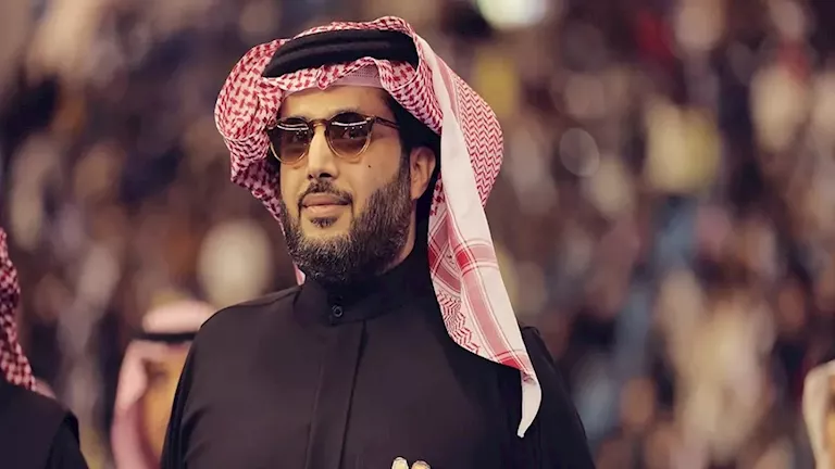 تركي آل الشيخ يروج لأحدث أغاني عمرو دياب في ألبوم “حبيتك” -صدى الخبر