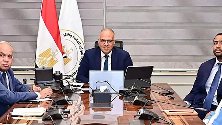 الري تبحث تعظيم الاستفادة من تمويلات المانحين -صدى الخبر