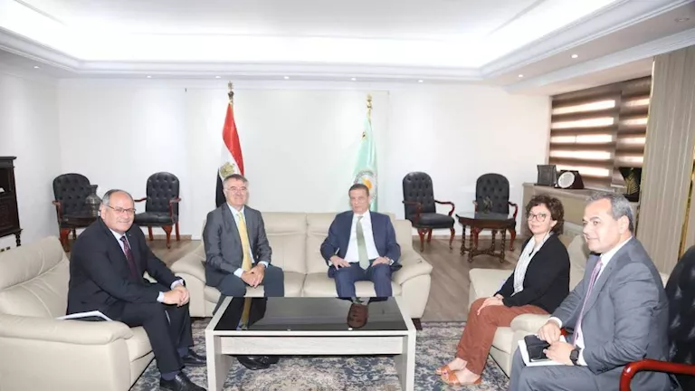 مصر وإيطاليا تبحثان تطوير الأصناف الزراعية ودعم المزارعين -صدى الخبر