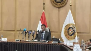 وزير الصناعة: نستهدف رفع عدد المطورين الصناعيين إلى 30 مطورا -صدى الخبر