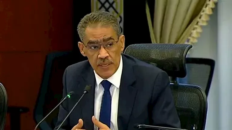 وزير الدولة للإعلام يدعو للإسراع في حسم قضايا مخالفات مواقع التواصل ال -صدى الخبر
