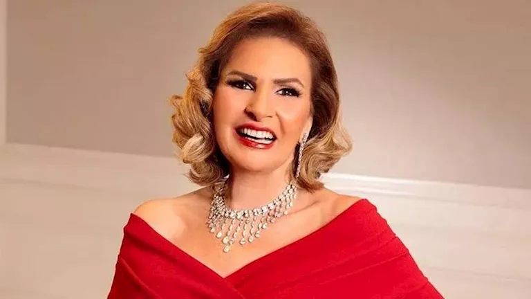 شيرين وعمرو دياب وفيفي عبده.. 10 نجوم لم يحصلوا على شهادة جامعية -صدى الخبر