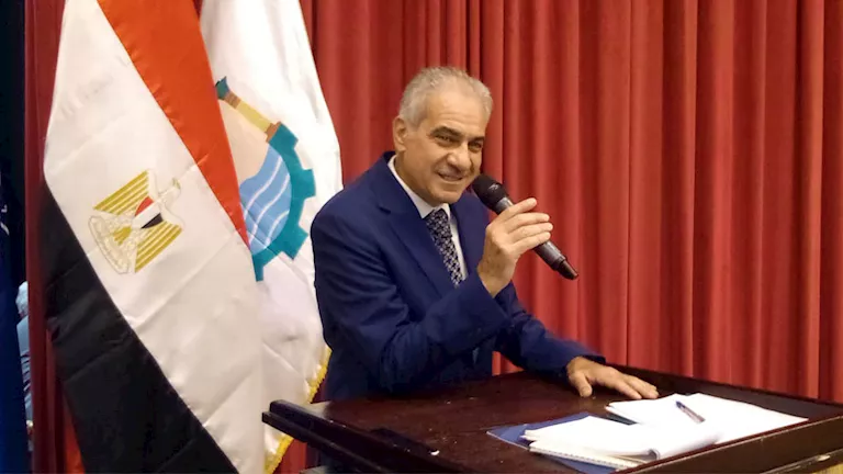 كشف حساب شامل لإنجازات رئيس جامعة أسوان لوئ نصرت -صدى الخبر