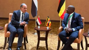 وزير الخارجية يبحث مع نظيره الأوغندي سبل تعزيز العلاقات بين البلدين -صدى الخبر