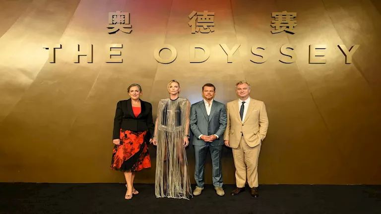 كواليس العرض الخاص لفيلم “The Odyssey” في الصين استعدادا لعرضه بالسين -صدى الخبر