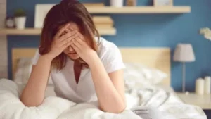 لماذا لا تشعر بالراحة بعد النوم؟ علامات تكشف جودة نومك -صدى الخبر