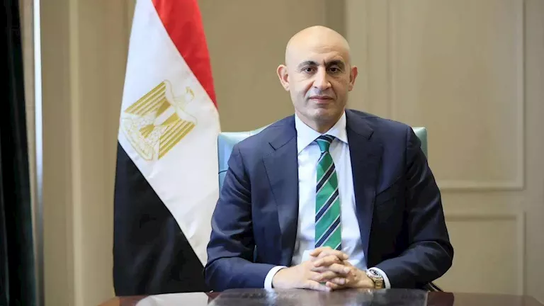 محمد عبد اللطيف يوجه المدارس: لا تأخير في الكتب.. وصيانة الفصول والتُخ -صدى الخبر