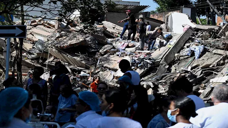 ارتفاع ضحايا زلزال كولومبيا إلى 111 قتيلًا -صدى الخبر