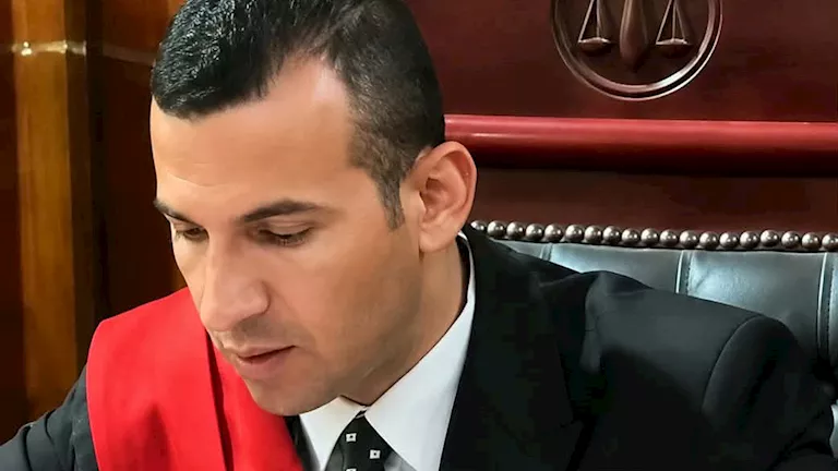 تفتيش القضاء وعلم محكمة شمال القاهرة.. القصة الكاملة لسقوط القاضي المز -صدى الخبر