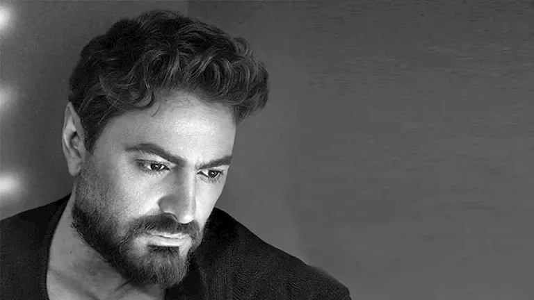 تامر حسني يشيد بمخرج كليب “عايزك توعديني”: “مجهود يستحق كل التقدير” -صدى الخبر