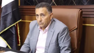 محافظ القليوبية يتابع وفاة عامل أثناء إزالة عقار مخالف بطوخ -صدى الخبر