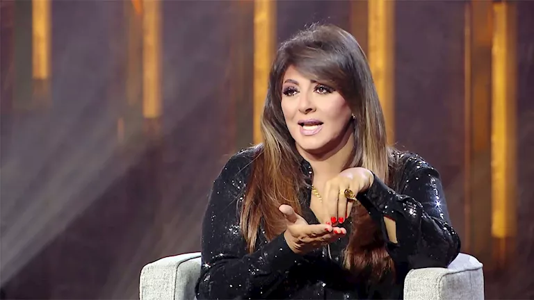 محمود الليثي يبكي في حفل شيرين عبدالوهاب.. وهالة صدقي: “بحبها جدً” -صدى الخبر