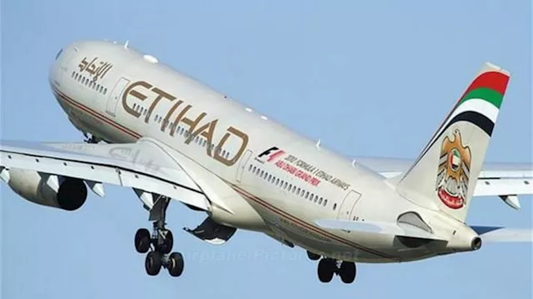شركة الاتحاد للطيران تلغي الرحلات بين أبوظبي و3 مدن سعوديةقالت شركة ا شركة الاتحاد للطيران تلغي الرحلات بين أبوظبي و3 مدن سعوديةقالت شركة ا