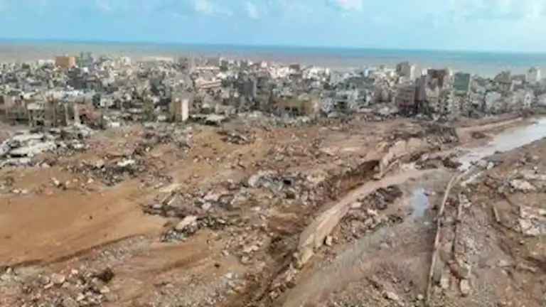 أمطار غزيرة في طرابلس بليبيا تودي بحياة شخصين أمطار غزيرة في طرابلس بليبيا تودي بحياة شخصين