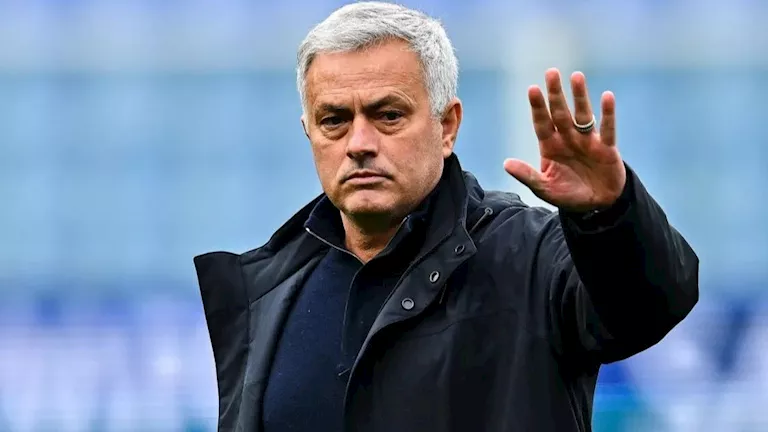 مورينيو ينتقد التحكيم الإسباني قبل مواجهة روما في دوري أبطال أوروبا -صدى الخبر مورينيو ينتقد التحكيم الإسباني قبل مواجهة روما في دوري أبطال أوروبا -صدى الخبر