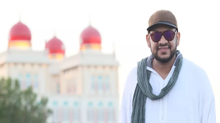 عصام كاريكا يخطف الأضواء ب مهرجان الجونة السينمائي -صدى الخبر عصام كاريكا يخطف الأضواء ب مهرجان الجونة السينمائي -صدى الخبر