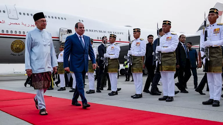 مصر وماليزيا تتفقان على عقد اللجنة المشتركة لتعزيز التعاون الثنائي في مصر وماليزيا تتفقان على عقد اللجنة المشتركة لتعزيز التعاون الثنائي في