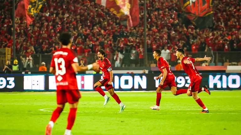 الأهلي يحسم الشوط الأول أمام الزمالك في القمة 133 -صدى الخبر الأهلي يحسم الشوط الأول أمام الزمالك في القمة 133 -صدى الخبر