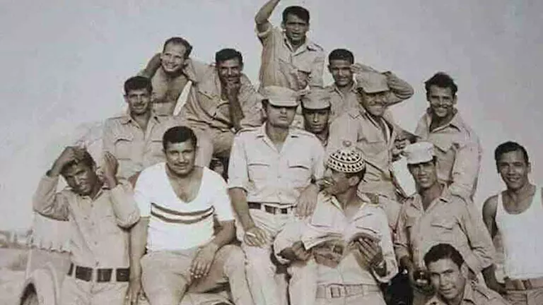 قصة البطل يحيى أحمد حسانين صاحب صورة قميص الزمالك في حرب أكتوبر -صدى الخبر قصة البطل يحيى أحمد حسانين صاحب صورة قميص الزمالك في حرب أكتوبر -صدى الخبر