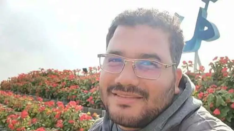 وحيد والديه ويعول أسرته.. حزن في الدقهلية بانتظار جثمان السائق المقتول -صدى الخبر وحيد والديه ويعول أسرته.. حزن في الدقهلية بانتظار جثمان السائق المقتول -صدى الخبر