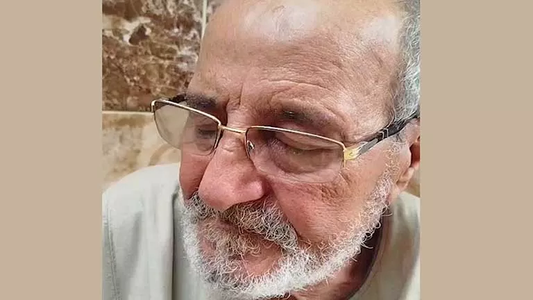 والد السائق المقتول في السودان كان بيصرف علينا ويوصل مساعدات لغـ زة والد السائق المقتول في السودان كان بيصرف علينا ويوصل مساعدات لغـ زة