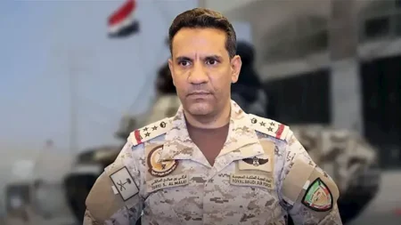 تحالف دعم الشرعية يعلن استهداف عدة مواقع للحوثيين بينها محطة وقود في ص
