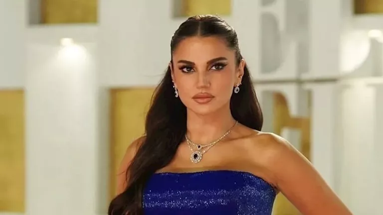 فساتين كالأميرات.. 5 نجمات بإطلالات ملكية في مهرجان الجونة 2025 -صدى الخبر فساتين كالأميرات.. 5 نجمات بإطلالات ملكية في مهرجان الجونة 2025 -صدى الخبر