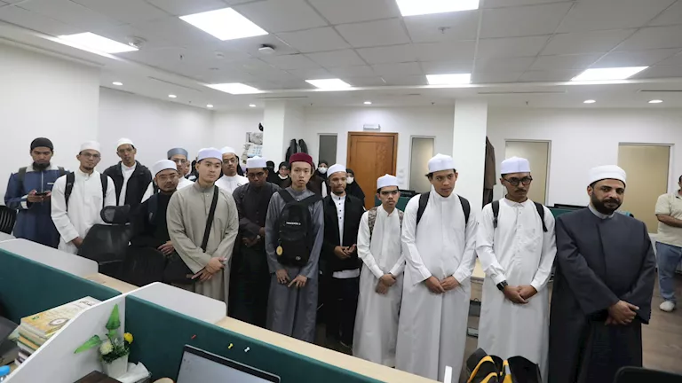 جولة لطلاب من تايلاند بدار الإفتاء للتعرف على آليات العمل جولة لطلاب من تايلاند بدار الإفتاء للتعرف على آليات العمل