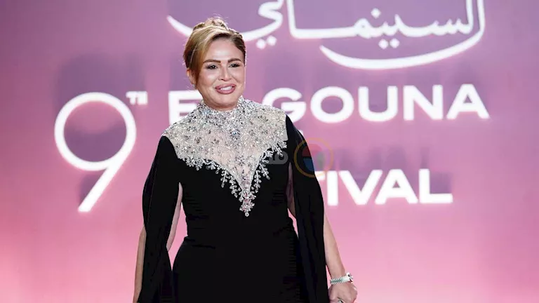 إلهام شاهين تحكي في مهرجان الجونة السينمائي كواليس عدم تعاونها مع محمد -صدى الخبر إلهام شاهين تحكي في مهرجان الجونة السينمائي كواليس عدم تعاونها مع محمد -صدى الخبر