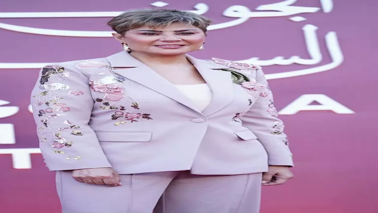 تعرف على تفاصيل إطلالة مفيدة شيحة في مهرجان الجونة -صدى الخبر تعرف على تفاصيل إطلالة مفيدة شيحة في مهرجان الجونة -صدى الخبر