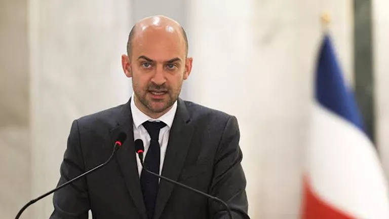 فرنسا تدعو إسرائيل لمحاسبة المتورطين في الاعتداء على الدبلوماسيين بالض فرنسا تدعو إسرائيل لمحاسبة المتورطين في الاعتداء على الدبلوماسيين بالض