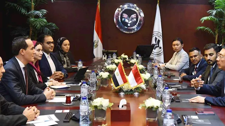 “تولارام” السنغافورية تدرس إضافة خط إنتاج جديد في مصر لتعزيز الصادرات "تولارام" السنغافورية تدرس إضافة خط إنتاج جديد في مصر لتعزيز الصادرات