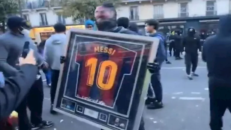 سرقة ممتلكات لميسي في أعمال الشغب بفرنسا.. ما القصة؟ -صدى الخبر سرقة ممتلكات لميسي في أعمال الشغب بفرنسا.. ما القصة؟ -صدى الخبر