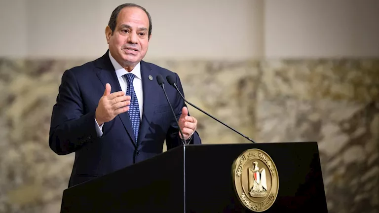 السيسي يتحدث عن مساحة مصر التي يعيش عليها المصريون.. ماذا قال؟ السيسي يتحدث عن مساحة مصر التي يعيش عليها المصريون.. ماذا قال؟