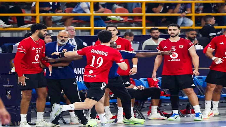 تعرف على قيمة مكافآت الأهلي لرجال وسيدات كرة اليد بعد الإنجازات القاري -صدى الخبر تعرف على قيمة مكافآت الأهلي لرجال وسيدات كرة اليد بعد الإنجازات القاري -صدى الخبر