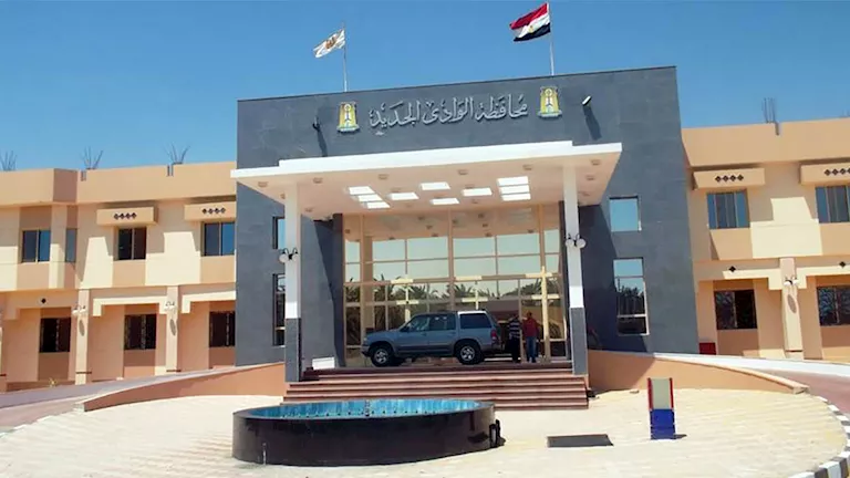 محافظة الوادي الجديد توضح سبب أزمة مياه الشرب في الخارجة محافظة الوادي الجديد توضح سبب أزمة مياه الشرب في الخارجة