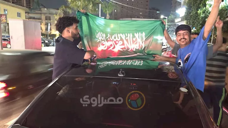فيديو| احتفالات جماهير السعودية بالفوز على الإمارات في نهائي خليجي 27 -صدى الخبر فيديو| احتفالات جماهير السعودية بالفوز على الإمارات في نهائي خليجي 27 -صدى الخبر