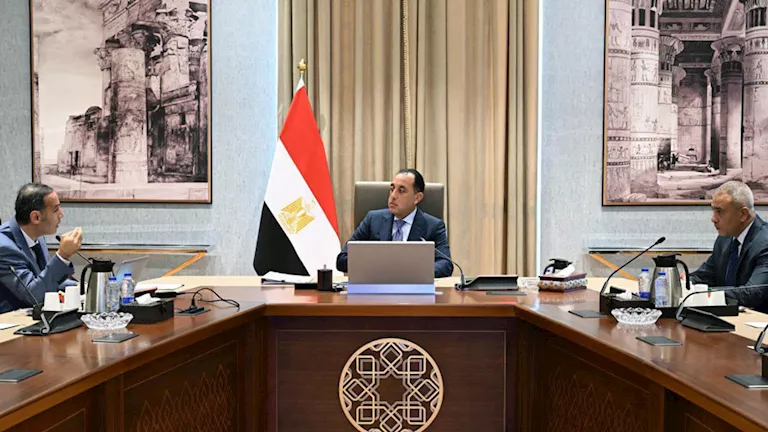 الرقابة المالية تستعد لـ”الشورت سيلينج” وتطبيق “بازل 3” في يناير المقب الرقابة المالية تستعد لـ"الشورت سيلينج" وتطبيق "بازل 3" في يناير المقب