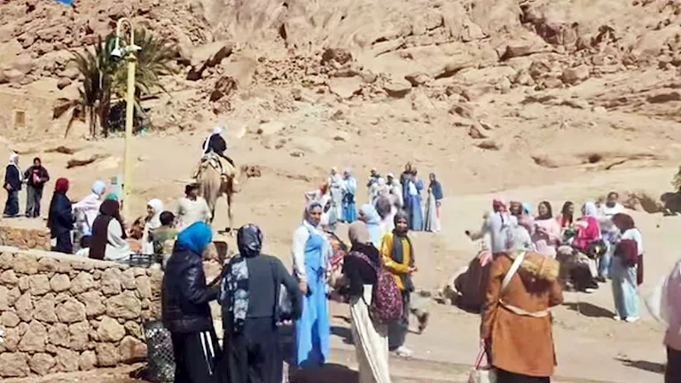 1000 سائح في سانت كاترين وأجواء خريفية على شواطئ جنوب سيناء -صدى الخبر 1000 سائح في سانت كاترين وأجواء خريفية على شواطئ جنوب سيناء -صدى الخبر