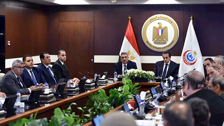 وزير الصحة يترأس اجتماعاً لمتابعة مستجدات تنفيذ المدينة الطبية وزير الصحة يترأس اجتماعاً لمتابعة مستجدات تنفيذ المدينة الطبية