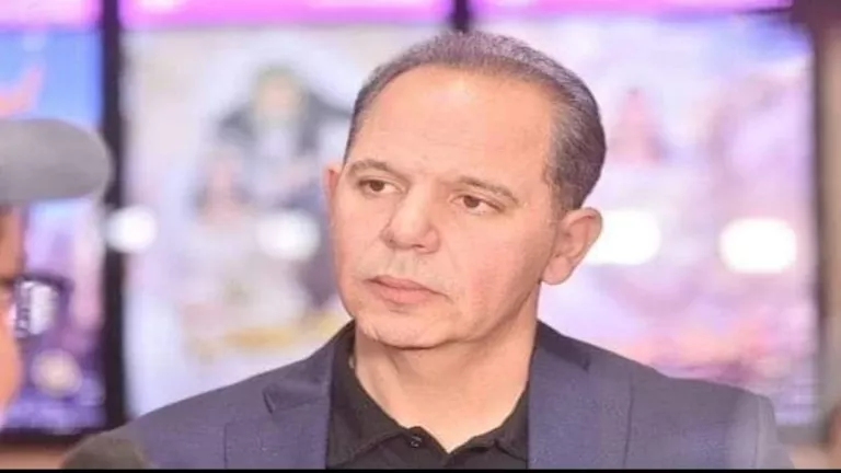 المخرج رامي إمام يعلق على الصورة المفبركة لوالده خلال حضوره مهرجان الج -صدى الخبر المخرج رامي إمام يعلق على الصورة المفبركة لوالده خلال حضوره مهرجان الج -صدى الخبر