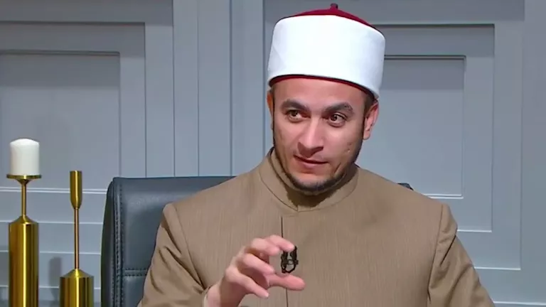 أمين الفتوى: من نسي صلاة فليصلها إذا ذكرها لا كفارة لها إلا ذلك أمين الفتوى: من نسي صلاة فليصلها إذا ذكرها لا كفارة لها إلا ذلك