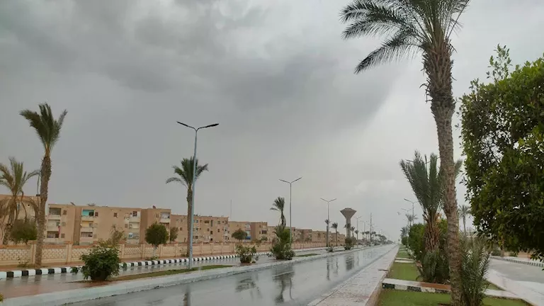 هل نرتدي الملابس الشتوية؟.. الأرصاد تحسم موعد انخفاض الحرارة هل نرتدي الملابس الشتوية؟.. الأرصاد تحسم موعد انخفاض الحرارة