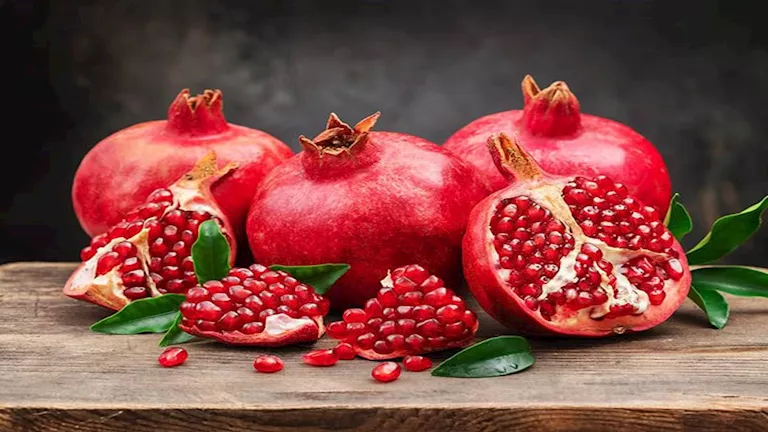 فوائد صحية لتناول فاكهة الرمان.. منها خفض ضغط الدم -صدى الخبر فوائد صحية لتناول فاكهة الرمان.. منها خفض ضغط الدم -صدى الخبر